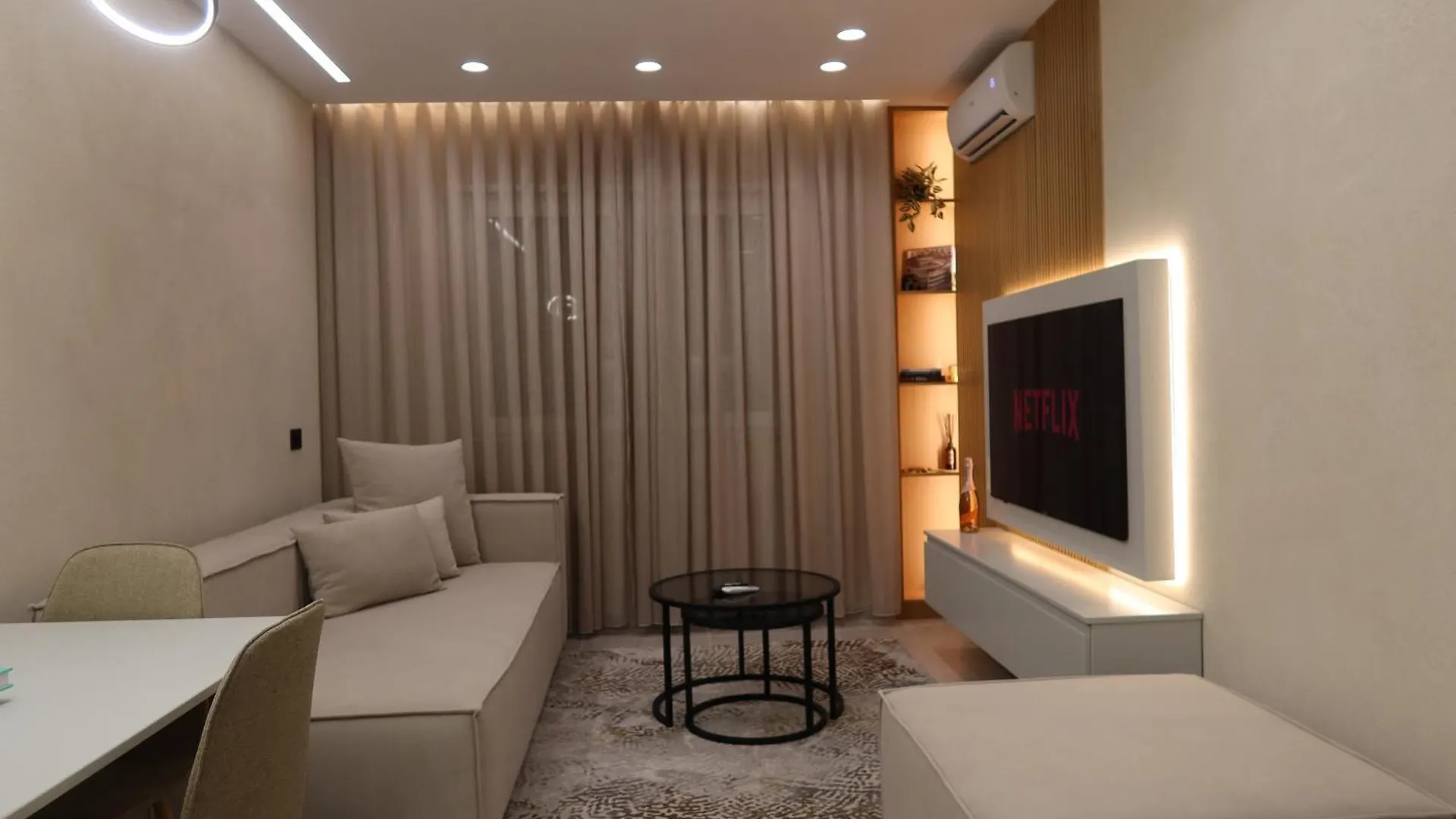Tirana Days Free Parking Apartment