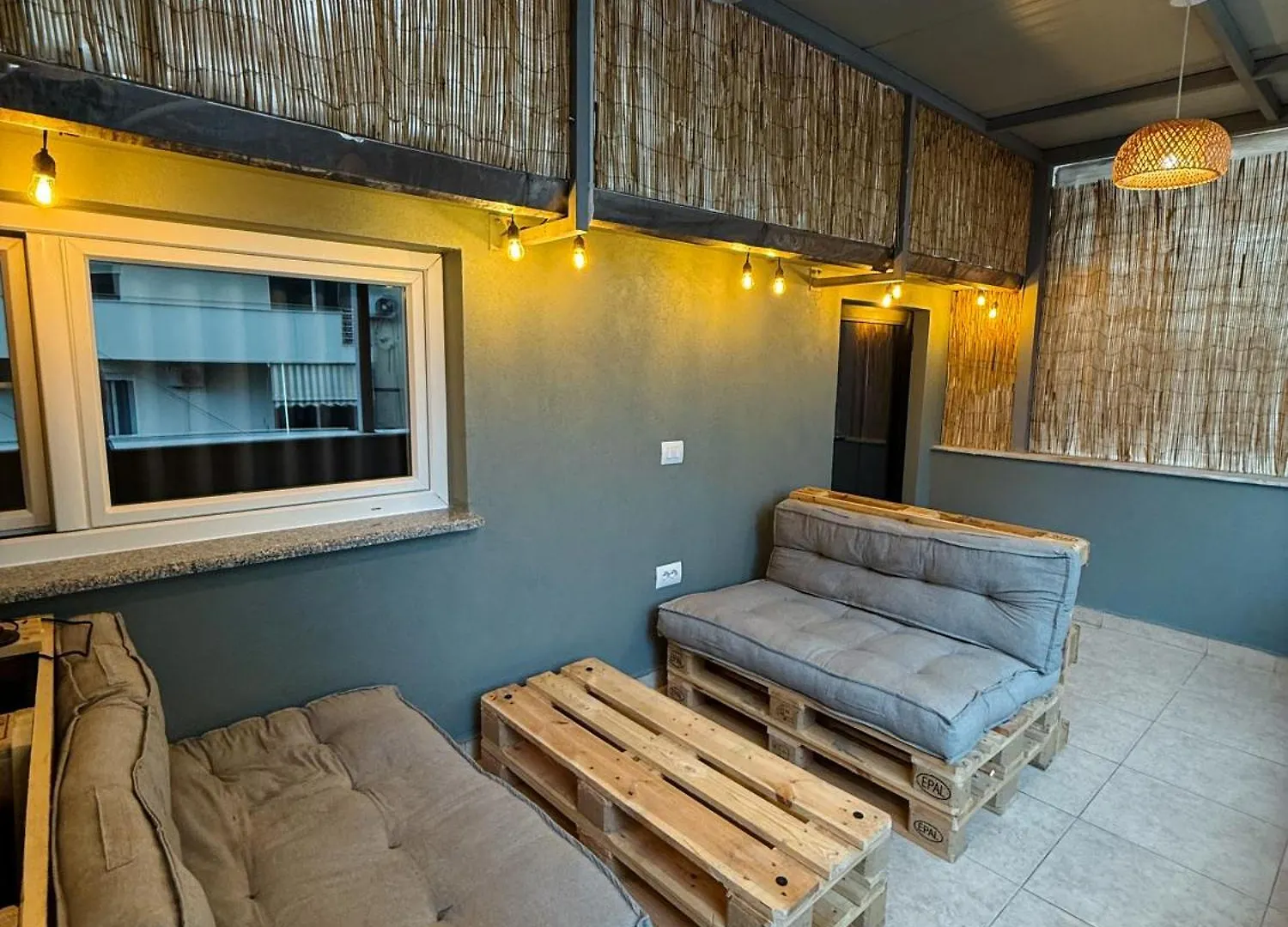 Tirana Days Free Parking Apartment