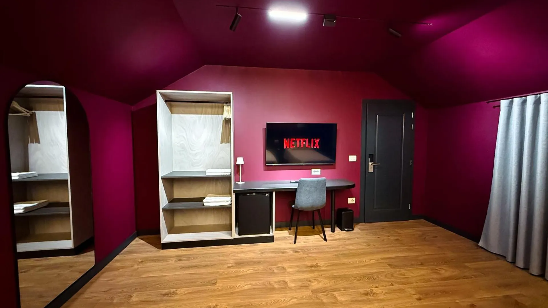 Tirana Days Free Parking Apartment