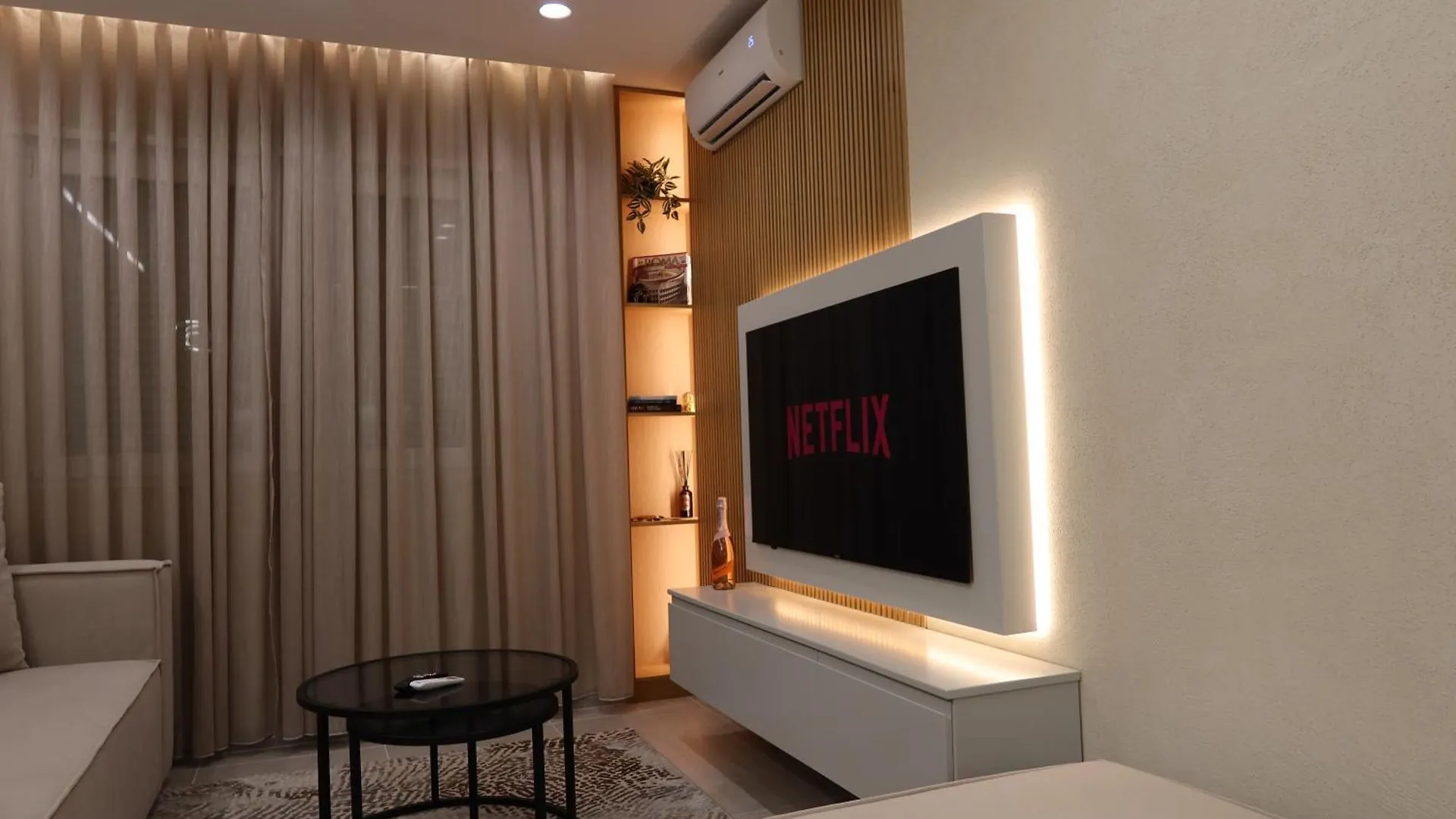 Tirana Days Free Parking Apartment