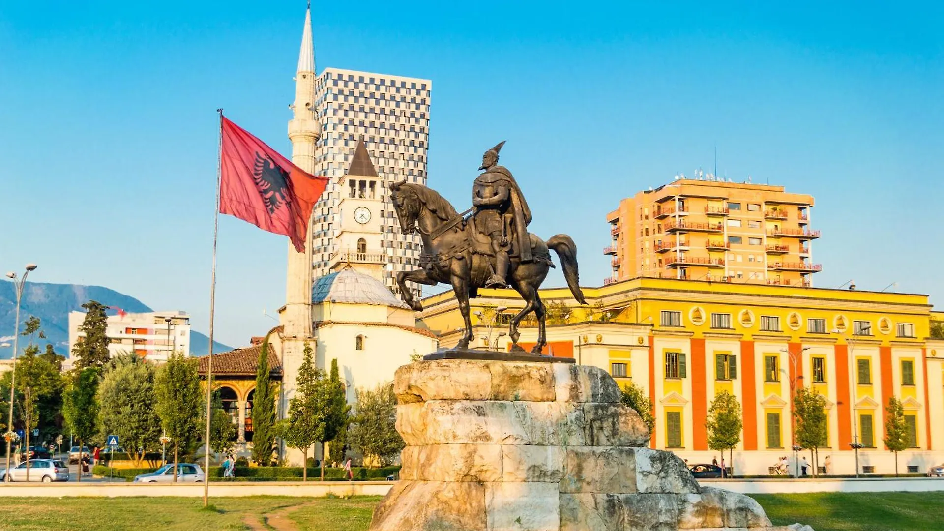 Tirana Days Free Parking Apartment