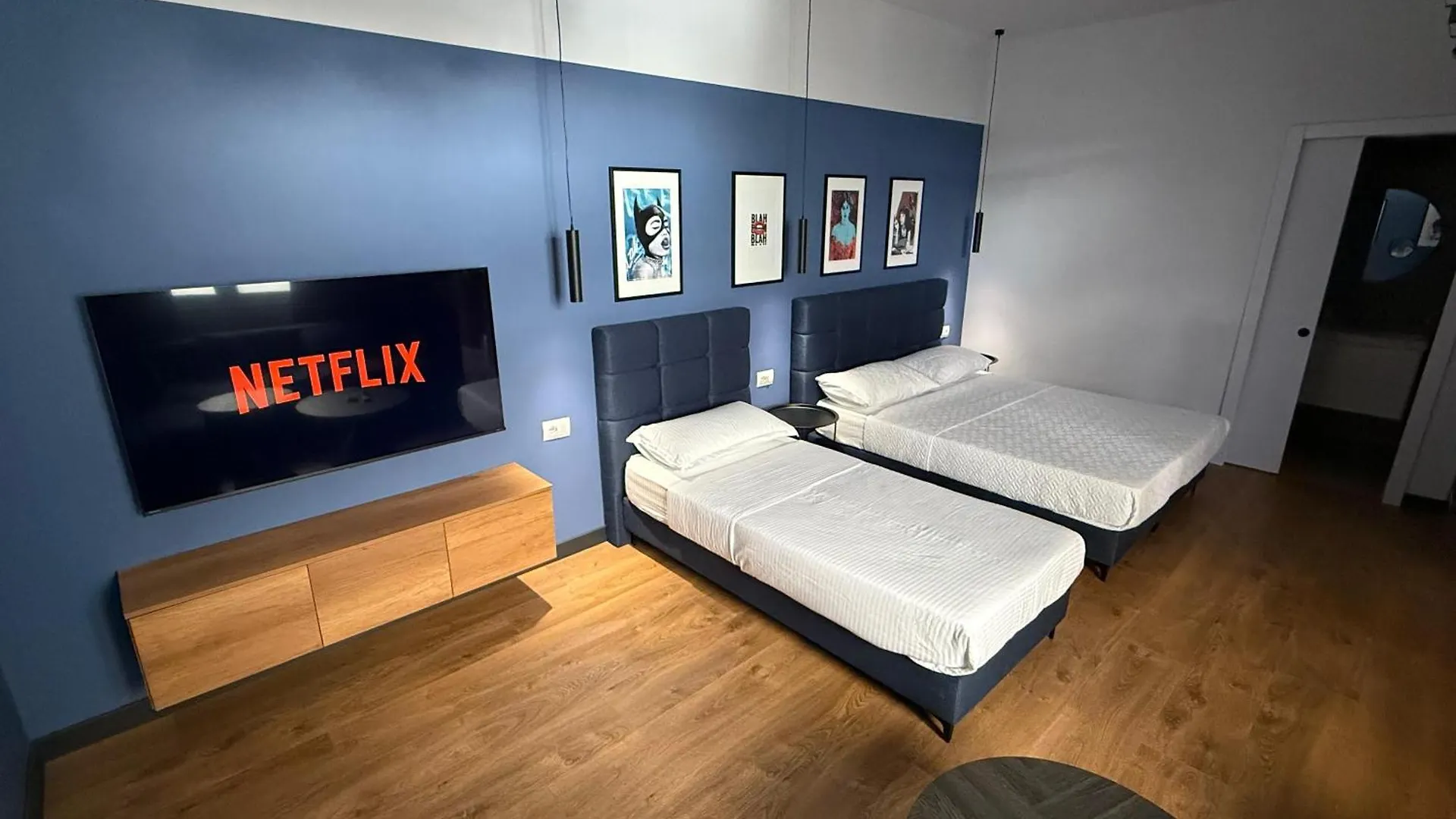 Tirana Days Free Parking Apartment 0*,  Albania